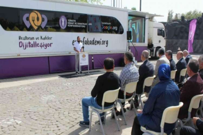 ’Restoran ve Kafeler Dijitalleşiyor’ projesi eğitim tırı Gaziantep’te