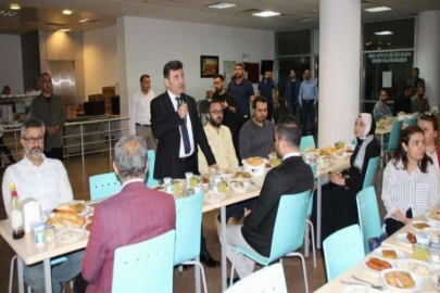 Rektör Karacoşkun, üniversite personeli ile iftarda buluştu