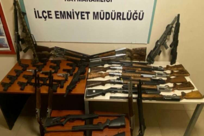 Kaçak silah çetesi çökertildi