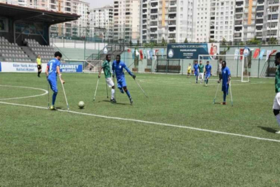 Şahinbey Ampute’de çifte bayram