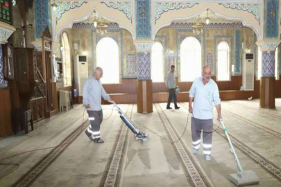 Şehitkamil’de camiler bayram namazı için hazırlandı
