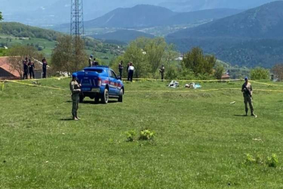 Hasmına kurşun yağdırdı: 1 ölü