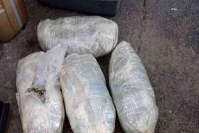 Uyuşturucu sevkiyatı polise takıldı