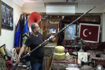 Antikacı 3 metrelik tüfek yaptı, hedefi Guinness’e girmek