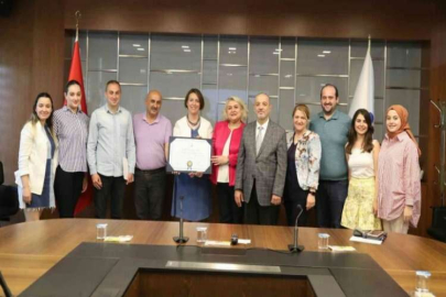 HKÜ’nün iki bölümü daha 5 yıl akredite edildi