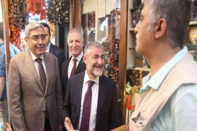 Bakan Nebati, Gaziantep’te vatandaşlarla bir araya geldi