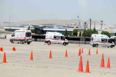 Ambulans sürüş eğitimi nefes kesti