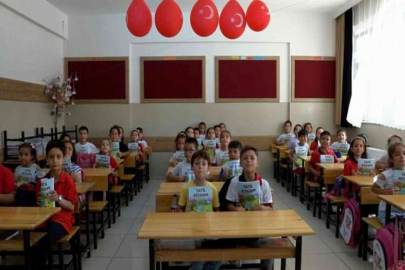 Şahinbey’de öğrencilere tatil kitabı