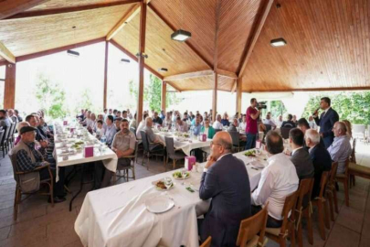 Fadıloğlu, şehit babaları ve kurum müdürlerinin babalar gününü kutladı