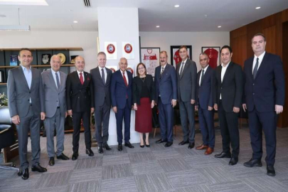 Büyükekşi’ye hayırlı olsun ziyareti