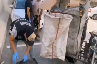 Atık kağıt toplama aracından 3 bin paket kaçak sigara çıktı