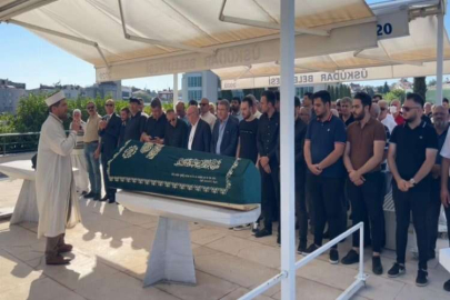 Dr. Hüseyin Mirkelam gözyaşlarıyla ebediyete uğurlandı