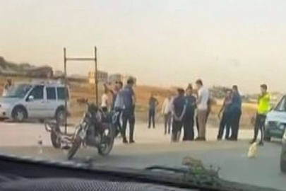 Sepetli motosiklet kamyonete çarptı: 1 ölü, 2 yaralı