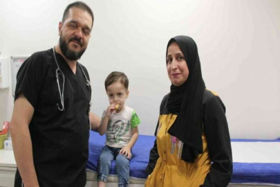 Yemek yiyemeyen akalazya hastası çocuk Türkiye’de sağlığına kavuştu