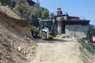 Kocasını tüfekle kızını zehirleyerek öldürmüş