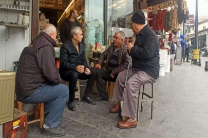 Bu zor günleri atlatacağız