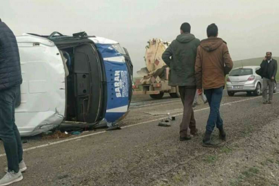 Direksiyon hakimiyetin kaybeden sürücü kaza yaptı: 1 yaralı