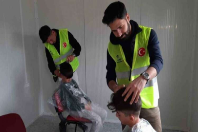 Depremzedelere ücretsiz tıraş