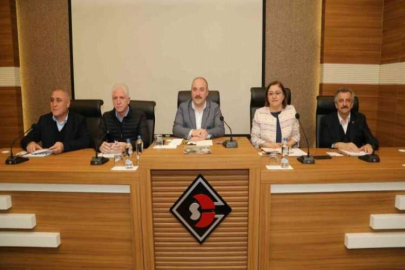 Bakan Varank, 200 dükkan yapımı için bakanlık, büyükşehir ve valilik ortak çalışacak