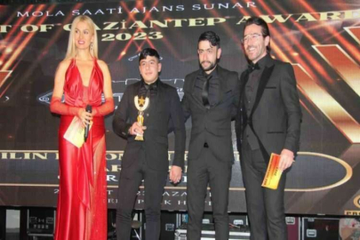 Onur Özsert’e yılın fenomen katmercisi ödülü