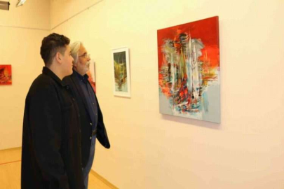 Ressam Kodaman’ın SANKO’da açtığı sergi devam ediyor