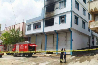 Elektrikten yangın çıktı, 14 kişi hastaneye kaldırıldı