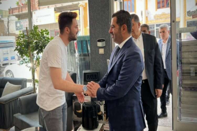 AK Partili vekiller esnafı yalnız bırakmıyor