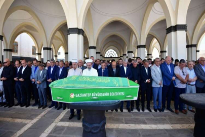 Fatma Şahin’in babası Mustafa Kıymık son yolculuğuna uğurlandı
