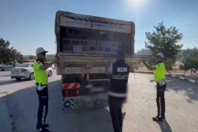 Gaziantep’te 3 milyon 600 bin adet kaçak makaron ele geçirildi