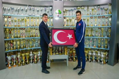 Şehitkamil sporcusu yine şampiyon