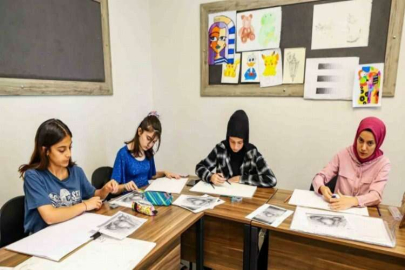 ŞSM’deki resim kursu yoğun ilgi görüyor