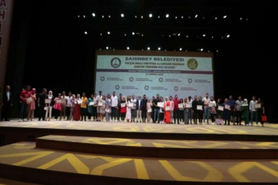 Mutlu ve huzurlu evliliğin formülü evlilik okulunda