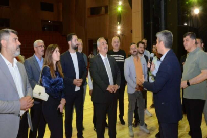AK parti yönetimi Şehitkamil’deki hizmetleri gezdi