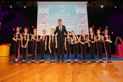 Minik sporcular, ilk madalyalarını aldılar