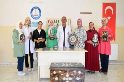 Unutulmaya yüz tutmuş mesleği kadınlar yaşatıyor