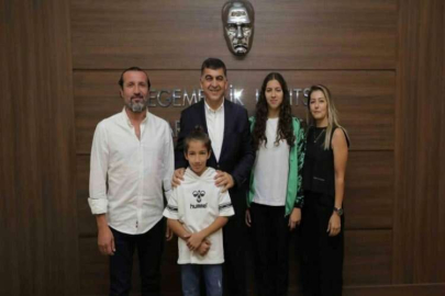 Fadıloğlu, Fenerbahçe’ye transfer olan Beril’i ağırladı