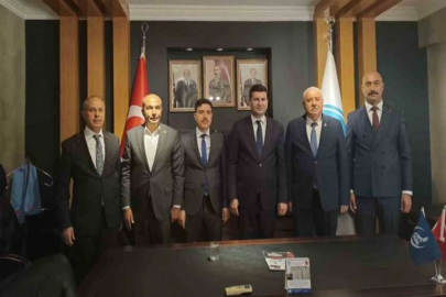 Gaziantep Ülkü Ocakları’nda bayrak değişimi