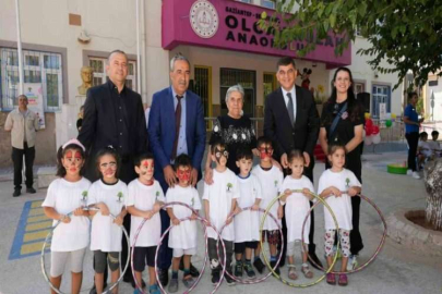 Önce Öğren Sonra Eğlen Projesi okullara renk katıyor