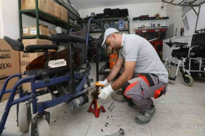 Gaziantep’te bin 725 adet akülü ve manuel tekerlekli sandalye tamir edildi