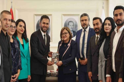 Şahin, gençlere yönelik yapılacak projeler hakkında fikir alışverişinde bulundu