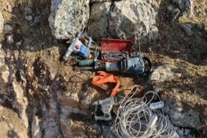 Kaçak kazı yapan 10 şahsı jandarma suçüstü yakaladı