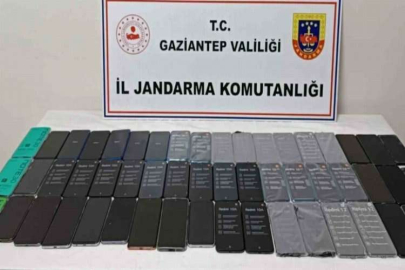 Gaziantep’te 1,5 milyon lira değerinde kaçak cep telefonu ele geçirildi