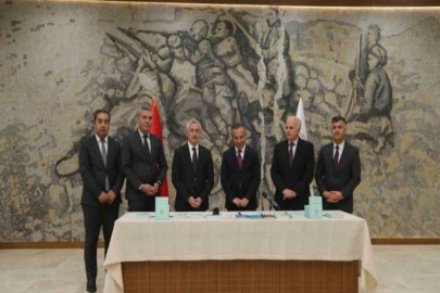 Şahinbey Belediyesi 162 öğrenciyi daha Umreye gönderecek