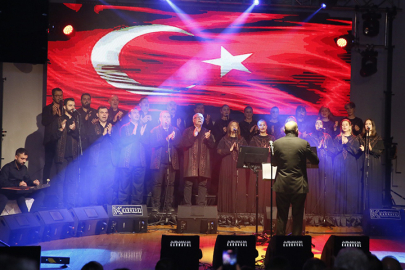 Konserin geliri depremzede çocuklar için kullanılacak