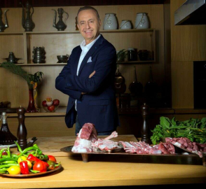 Öztan’dan yeni yıl akşamı için kestaneli bademli sahan yılbaşı hindi önerisi