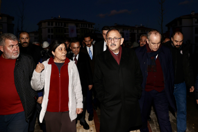 Özhaseki, depremzedelerin isteğini geri çevirmedi