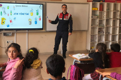 Jandarmadan çocuklara çevre konusunda eğitim semineri