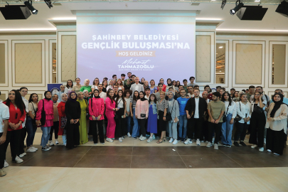 Tahmazoğlu’ndan öğrencilere destek