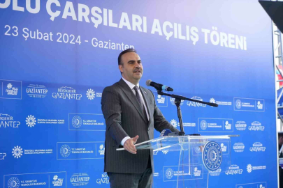Bakan Kacır: "Deprem bölgesinde devletimizin tüm imkânlarını en üst düzeyde seferber ettik”