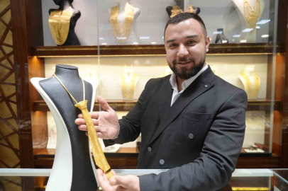 Gaziantep’te kuyumcularda yeni trend: Altın kravat